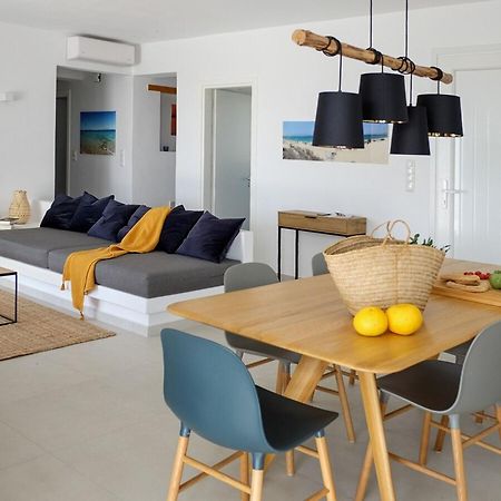 Villa Aura - Beachfront Villa With Private Pool Kastrákion Екстериор снимка