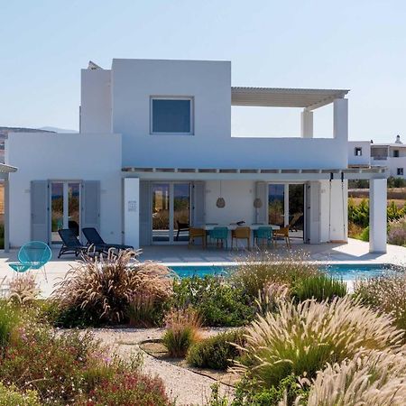 Villa Aura - Beachfront Villa With Private Pool Kastrákion Екстериор снимка