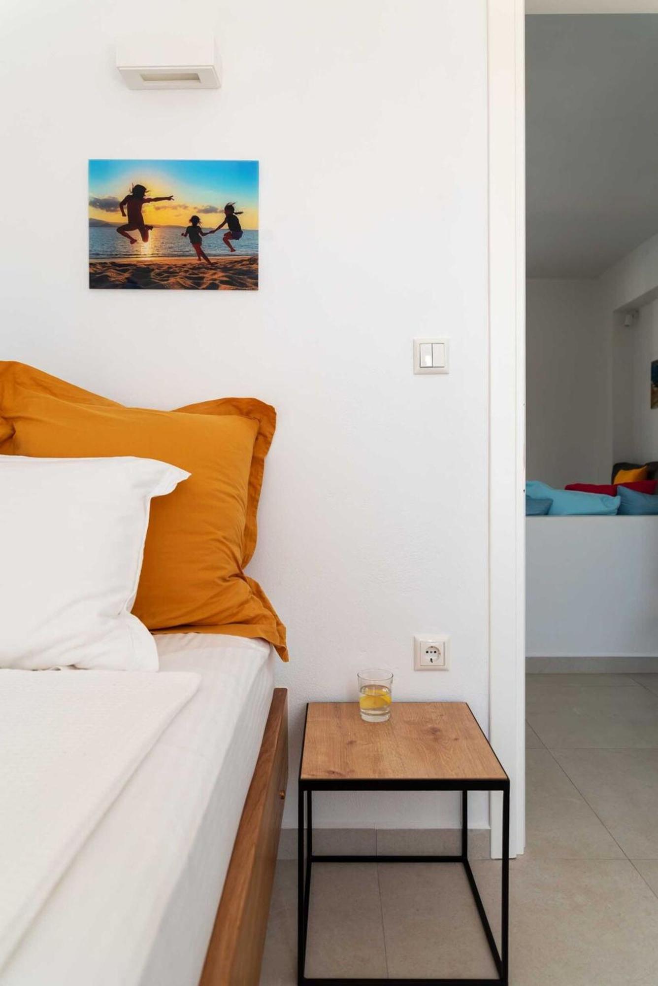 Villa Aura - Beachfront Villa With Private Pool Kastrákion Екстериор снимка