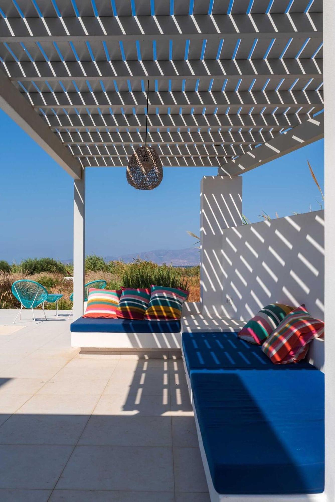 Villa Aura - Beachfront Villa With Private Pool Kastrákion Екстериор снимка